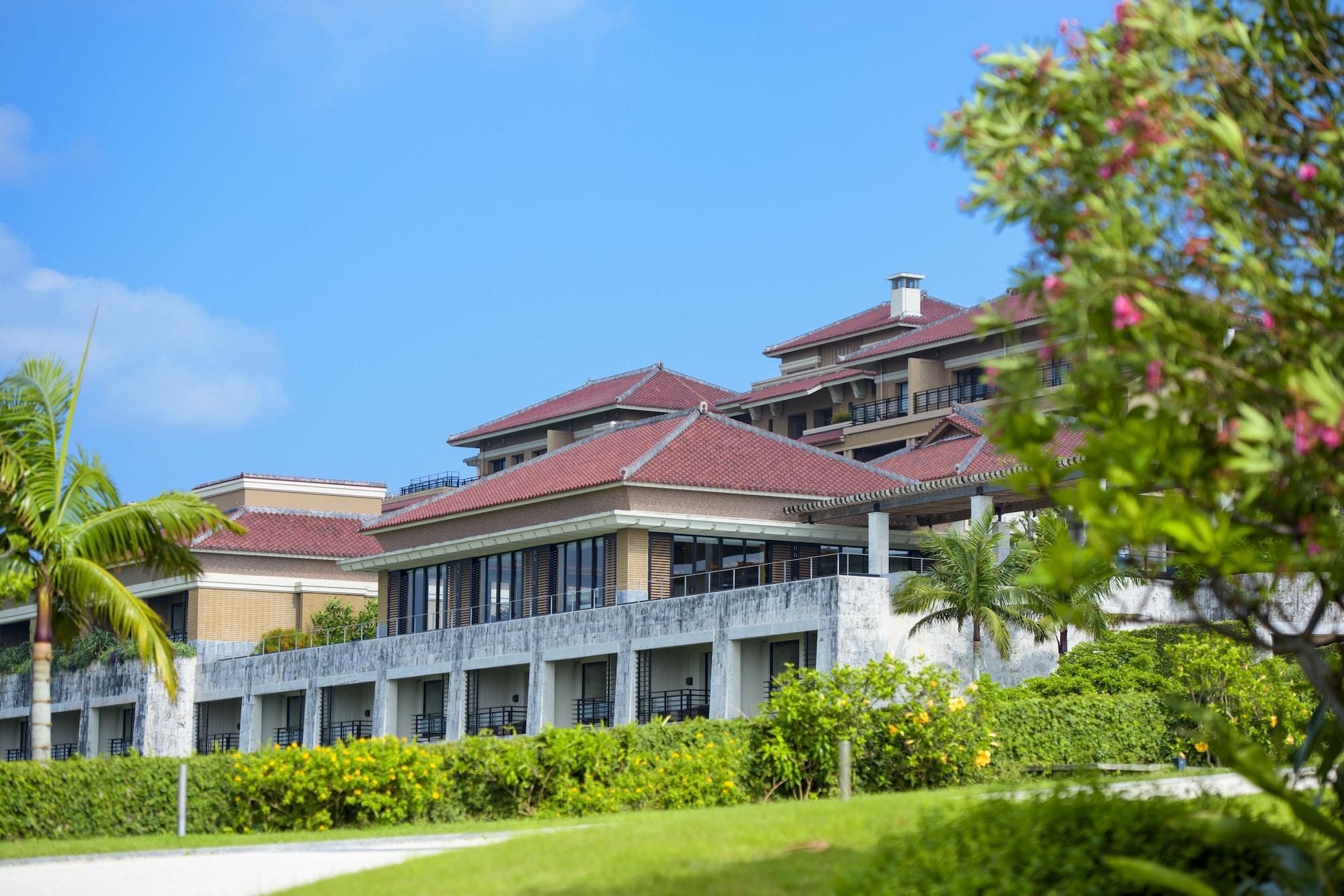 The Ritz-Carlton Okinawa Hotel Nago Exterior foto